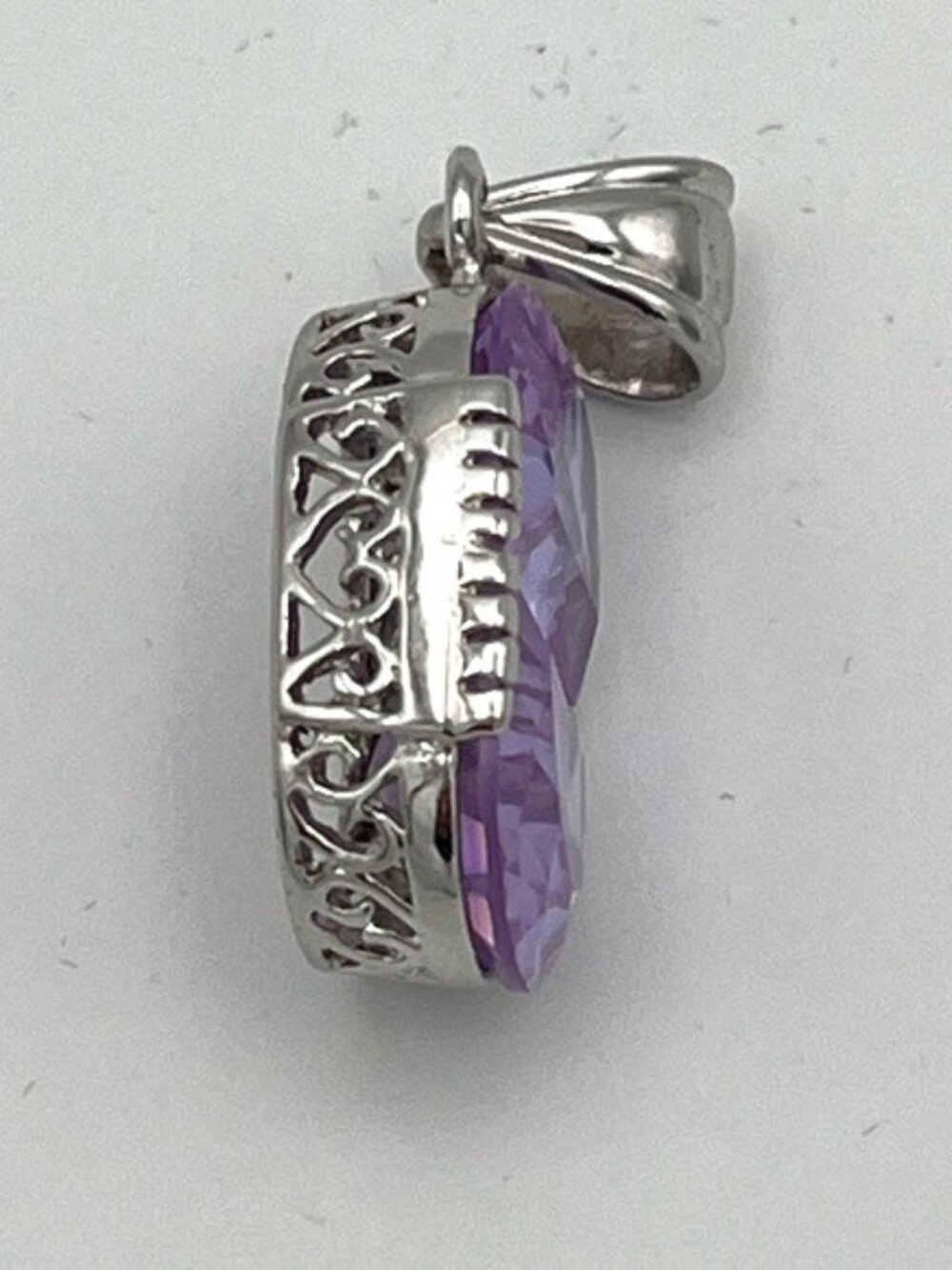 Elegant Silver and Purple Pendant - Picture 2 of 2